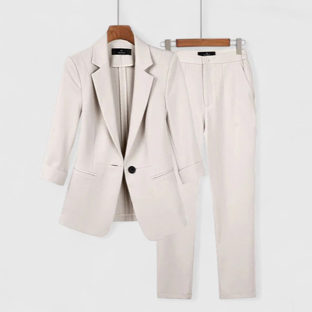 Briletta - Blazer y Pantalón Sofisticados