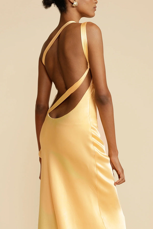 Vestido maxi satinado asimétrico