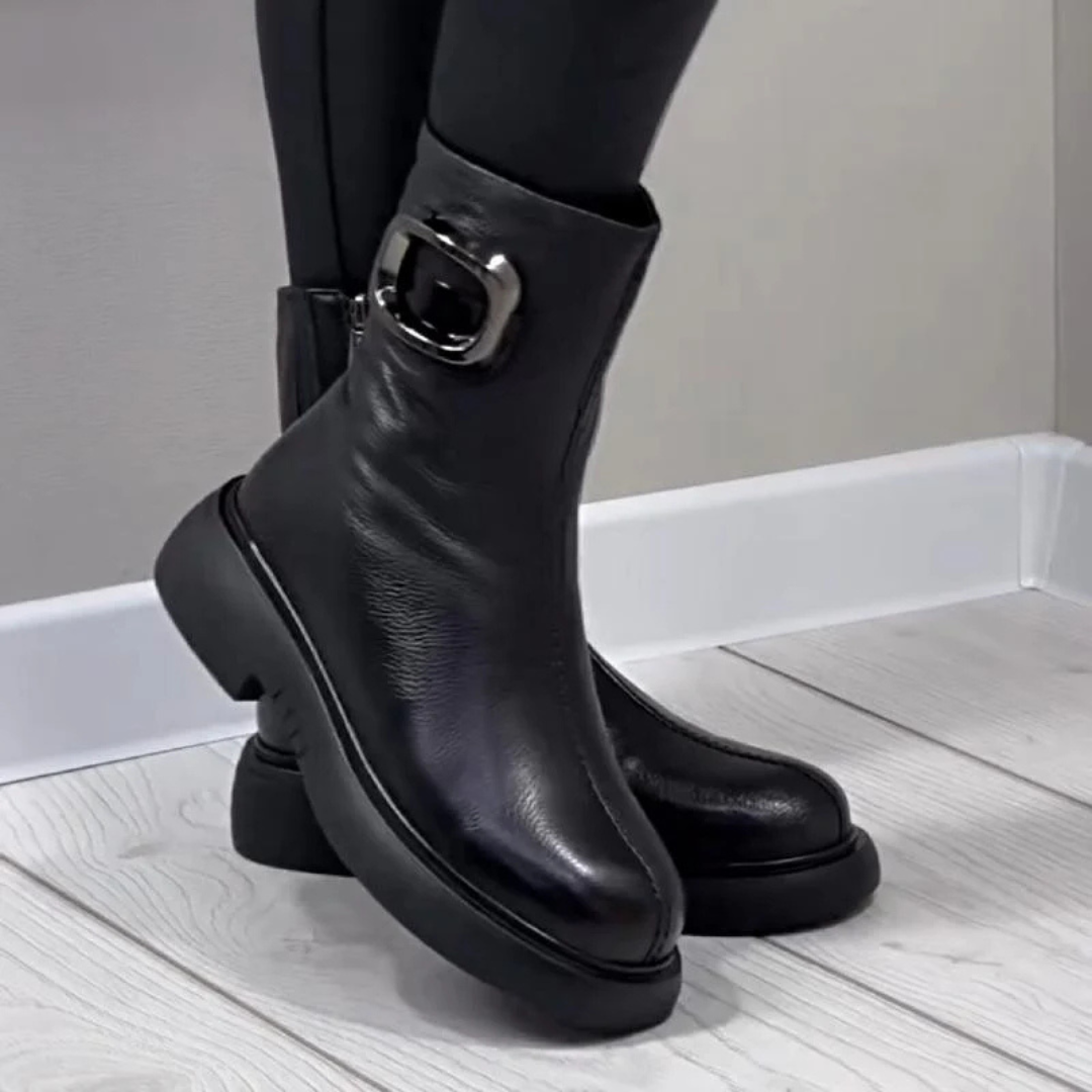 Marzia - Elegantes Botas de Cuero