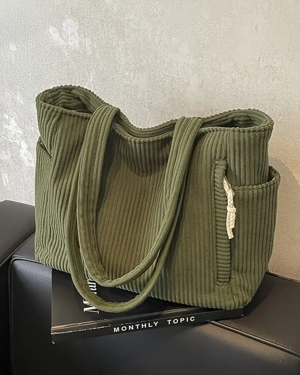 Tilda – Bolsa de Mano Acanalada con Detalle de Cuerda