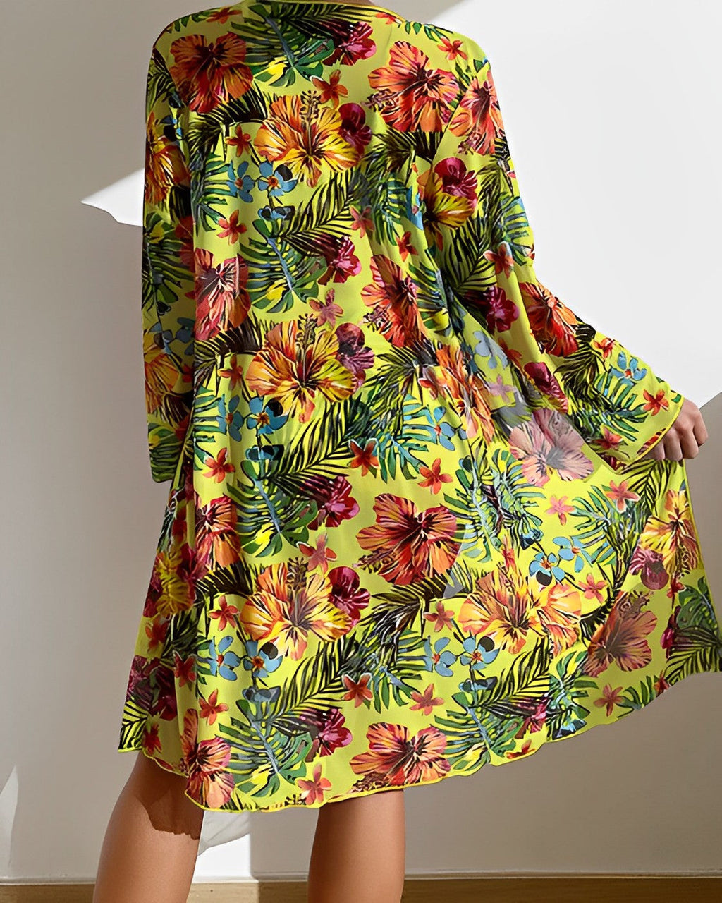 ALANI – CONJUNTO DE BIKINI CON ESTAMPADO TROPICAL Y CUBREBAÑOS