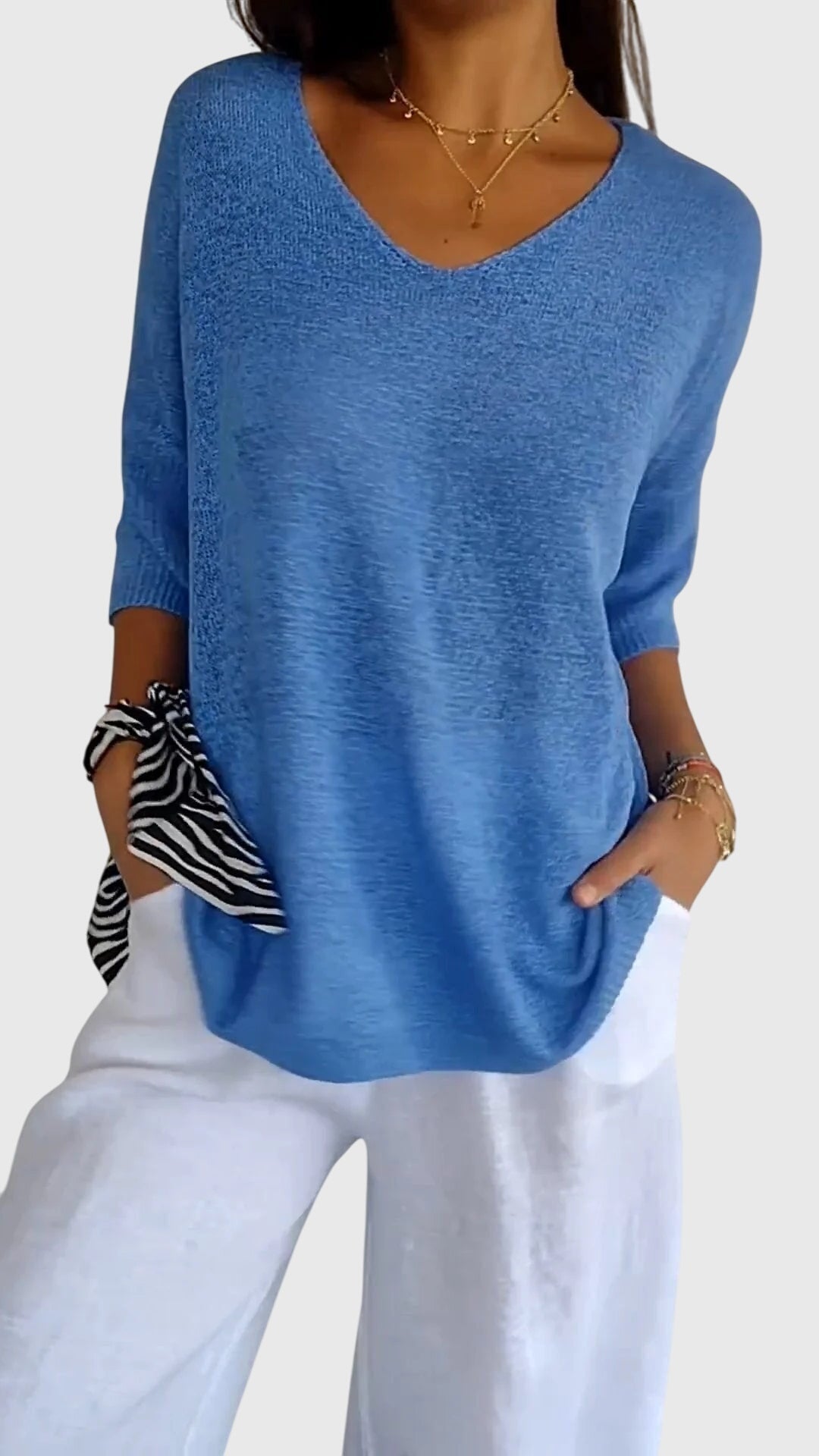 Cassandra™ | Elegante Top en V