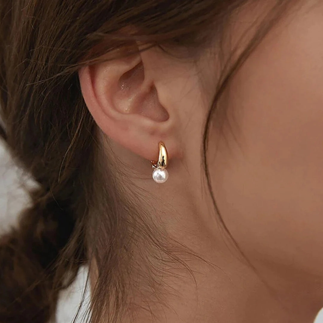 Oralie – Pequeños pendientes vintage con un delicado brillo