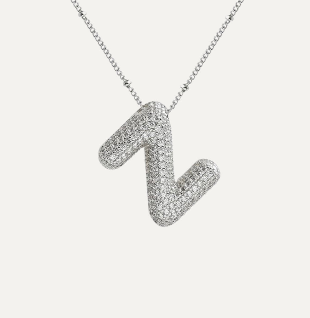 Savannah | Collar con Letra Burbuja en Diamante