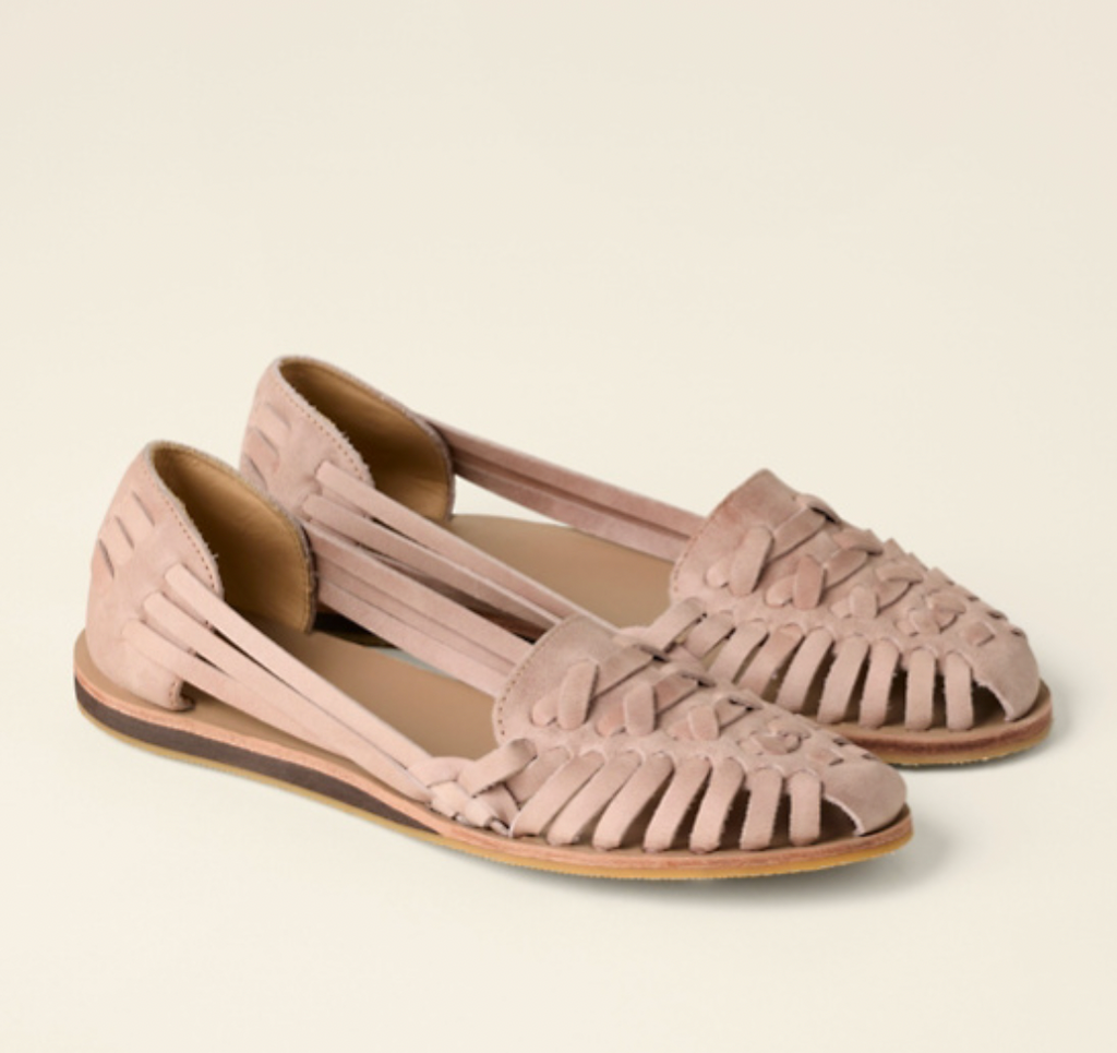 Klarisse - Slip-on Chic: Estilo y Confort en Cada Paso