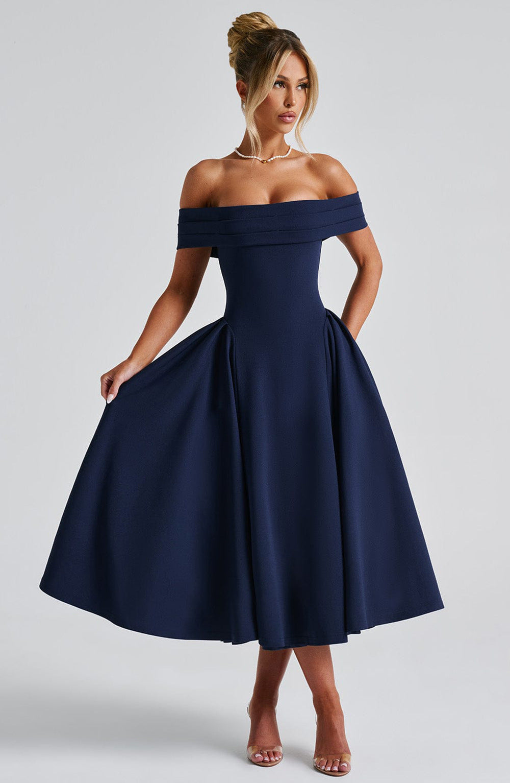 Vestido Midi con Hombros Descubiertos