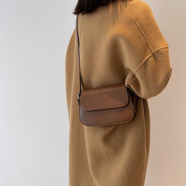 Eldborg | Elegante bolso de hombro en tono nude apagado