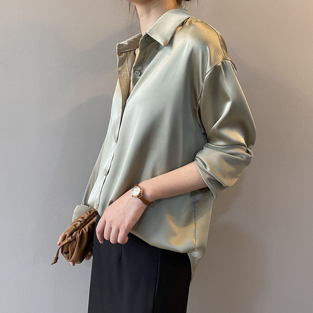 Celine – Blusa Clásica con Botones