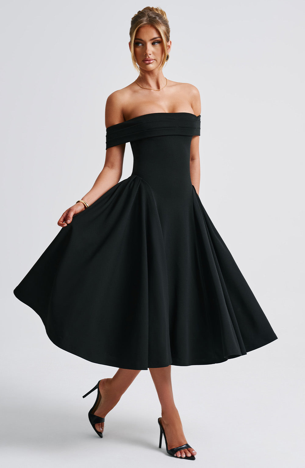 Vestido Midi con Hombros Descubiertos