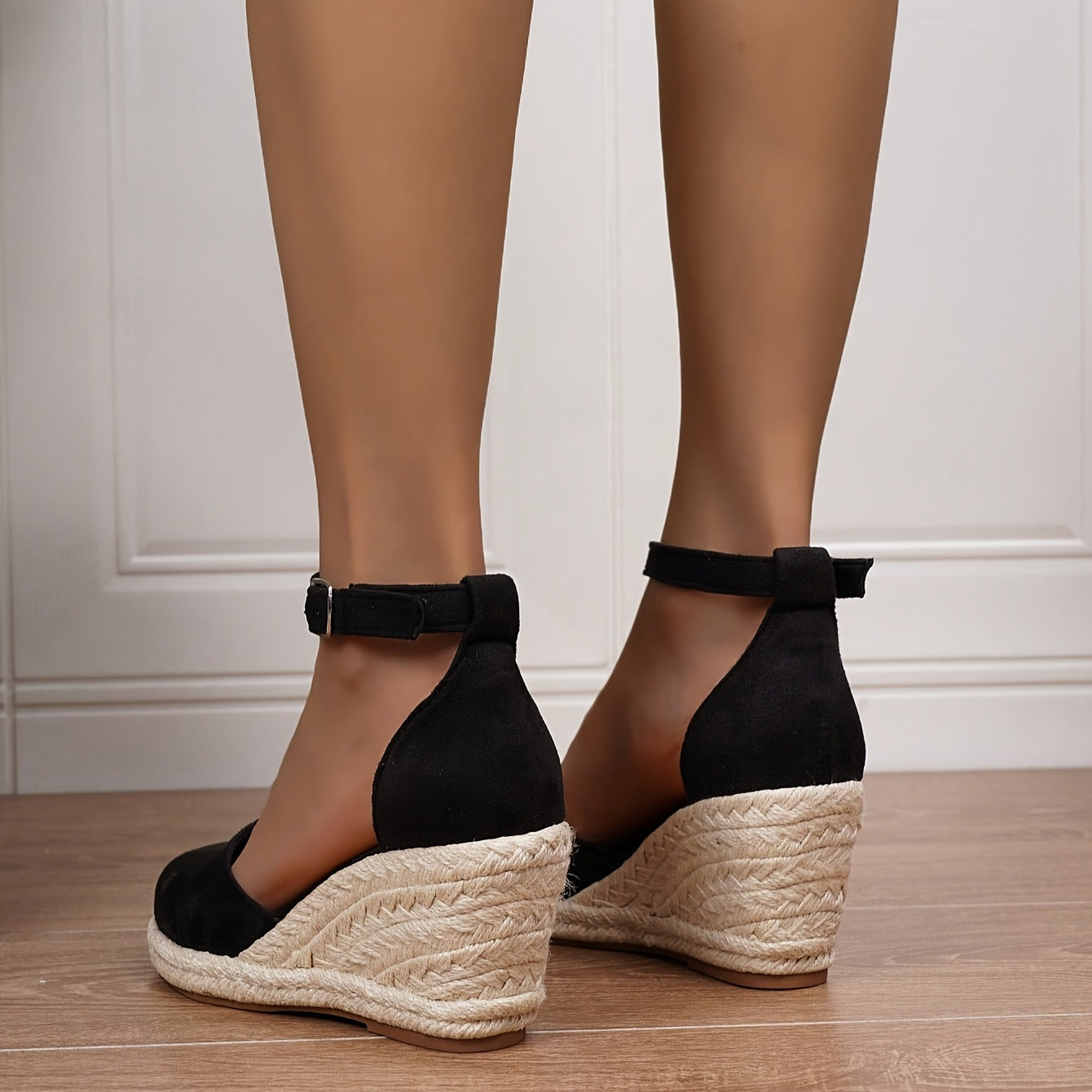 Nadia - Sandalias con tiras planas para mujeres