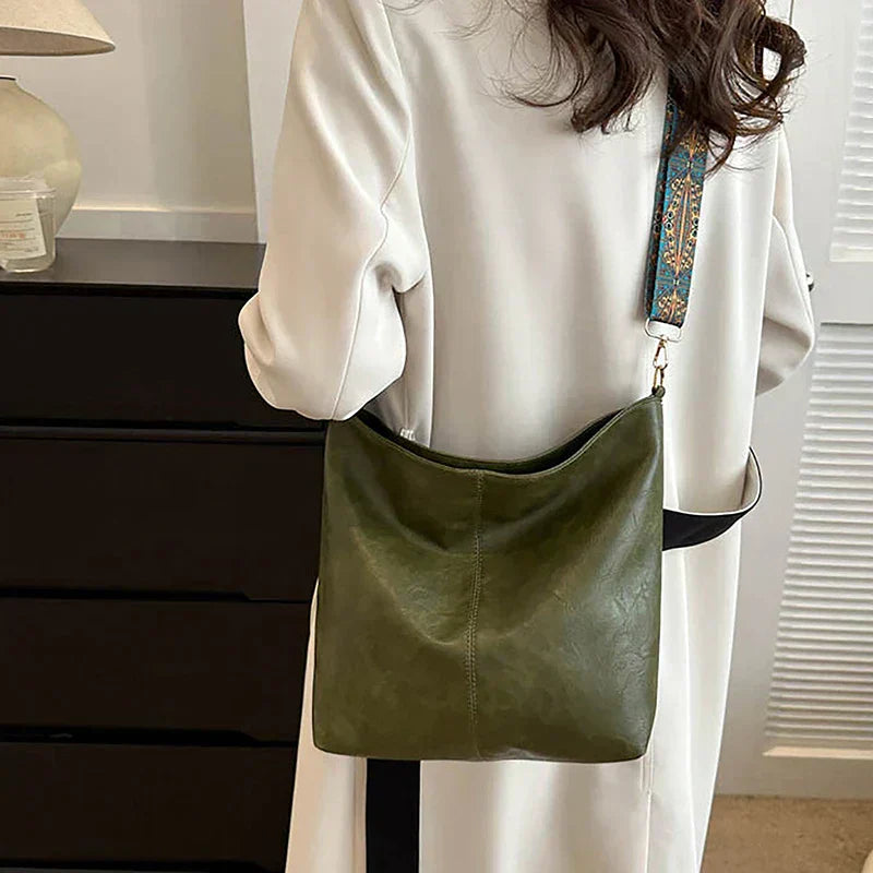 Embjørg | Bolso de Hombro Clásico con Correa Ajustable y Patrón