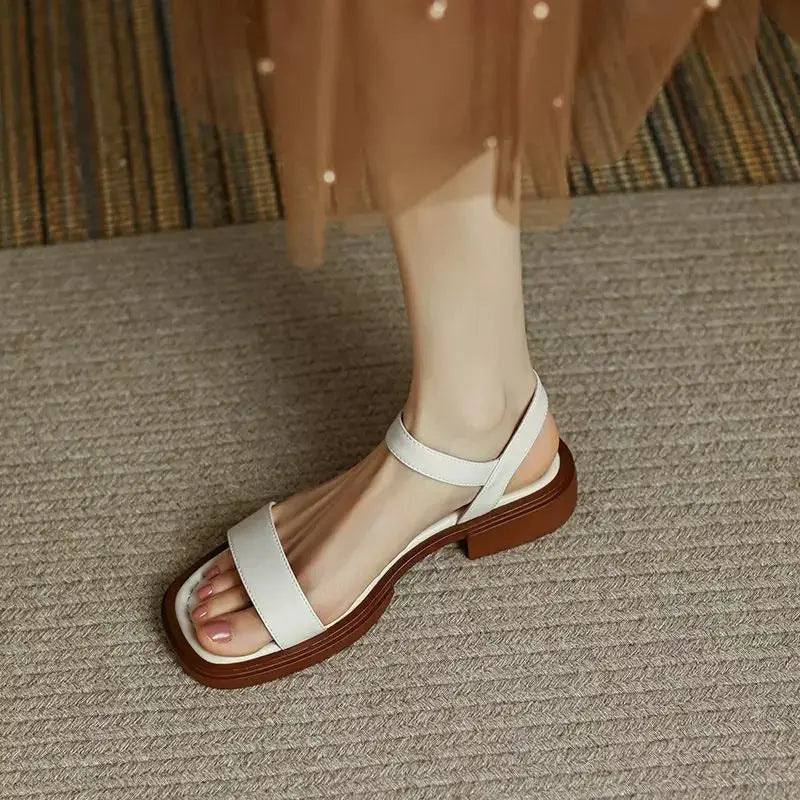 Martes - Sandalias Cuadradas Acolchadas