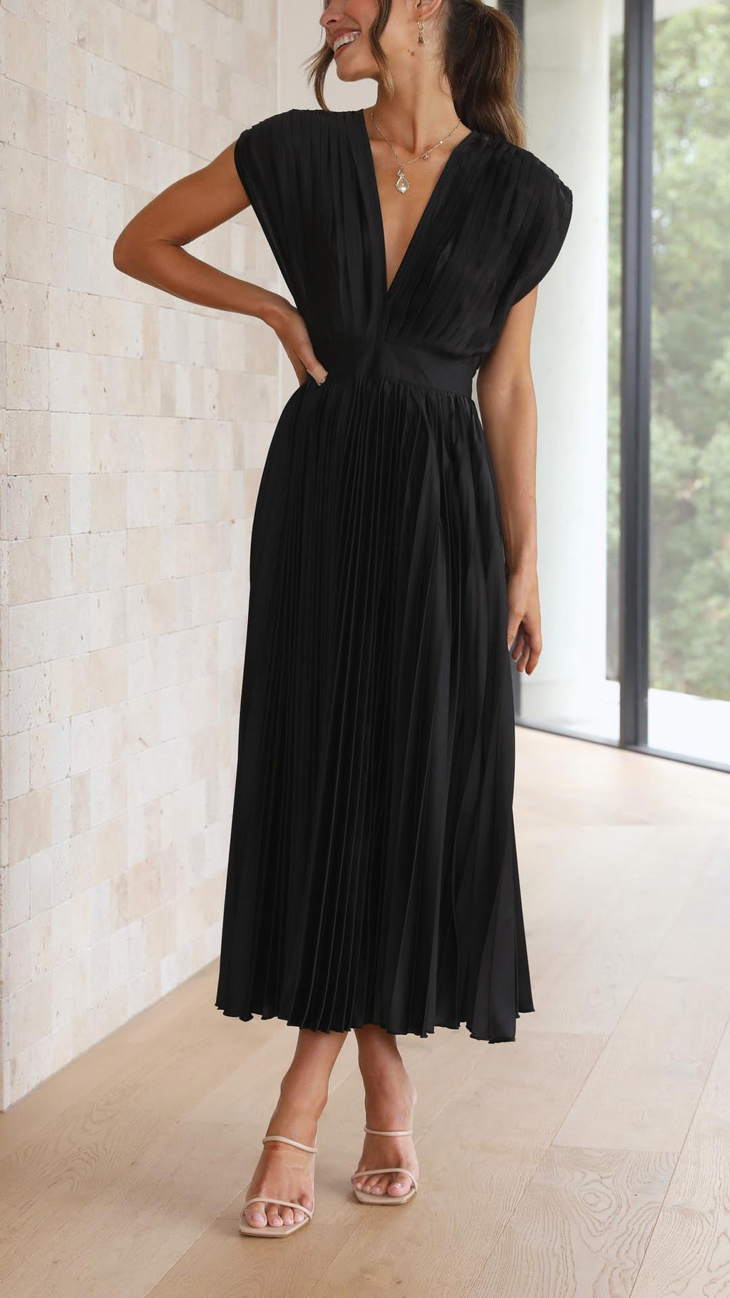 Violeta | Elegante vestido plisado