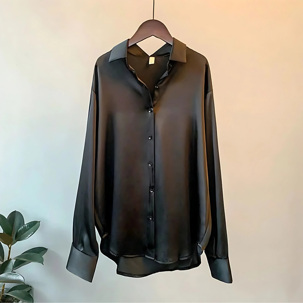 Celine – Blusa Clásica con Botones