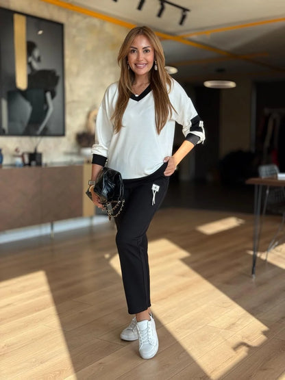 ALINA – CONJUNTO DE LOUNGE BICOLOR CON ESCOTE EN V SUAVE