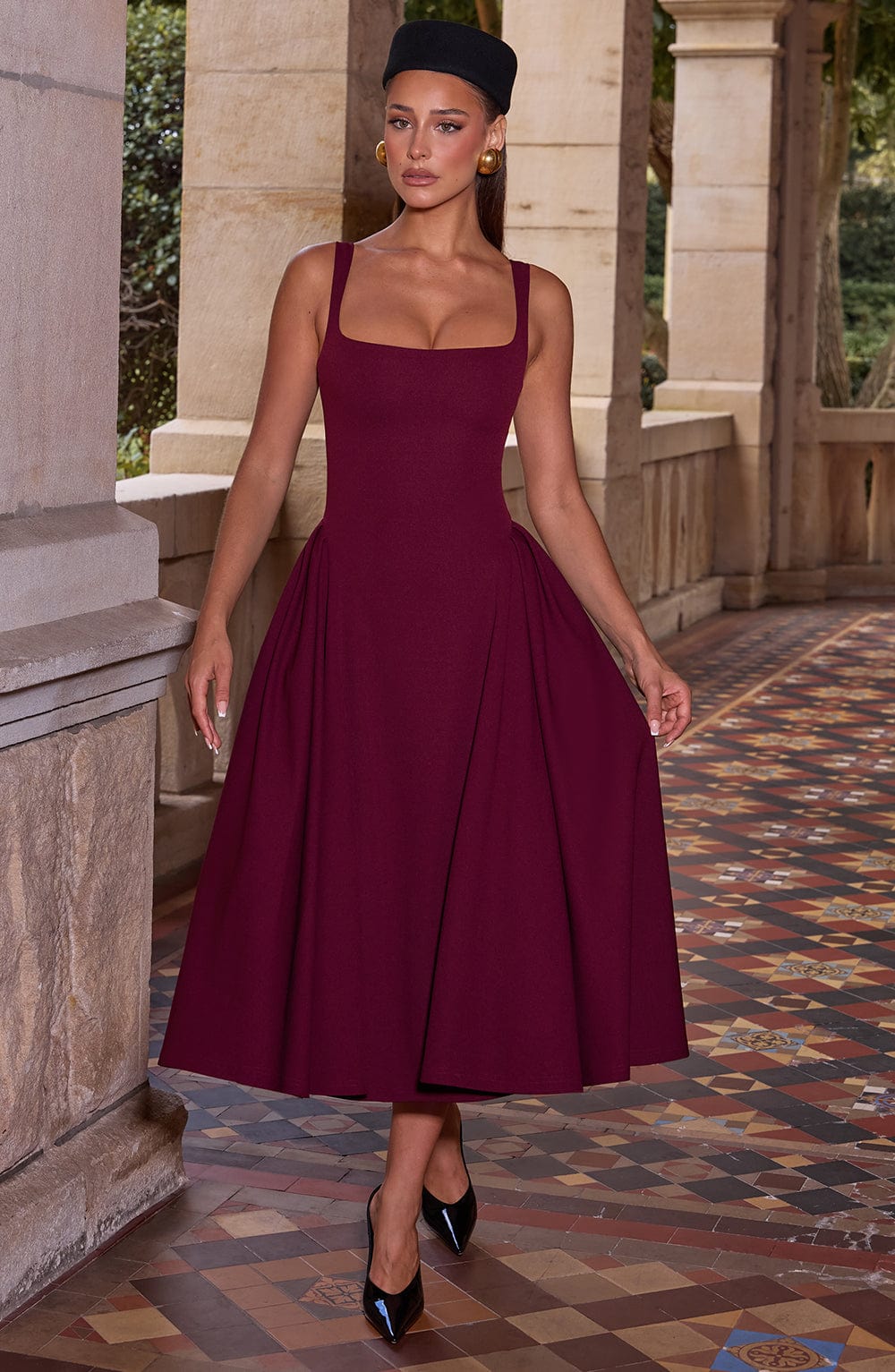 Betty | Vestido Midi de Laca Cereza