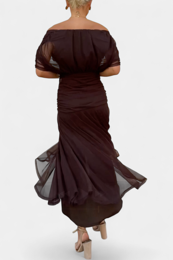 Vestido largo floral de mujer para invitadas de boda con escote de hombros descubiertos y cintura fruncida