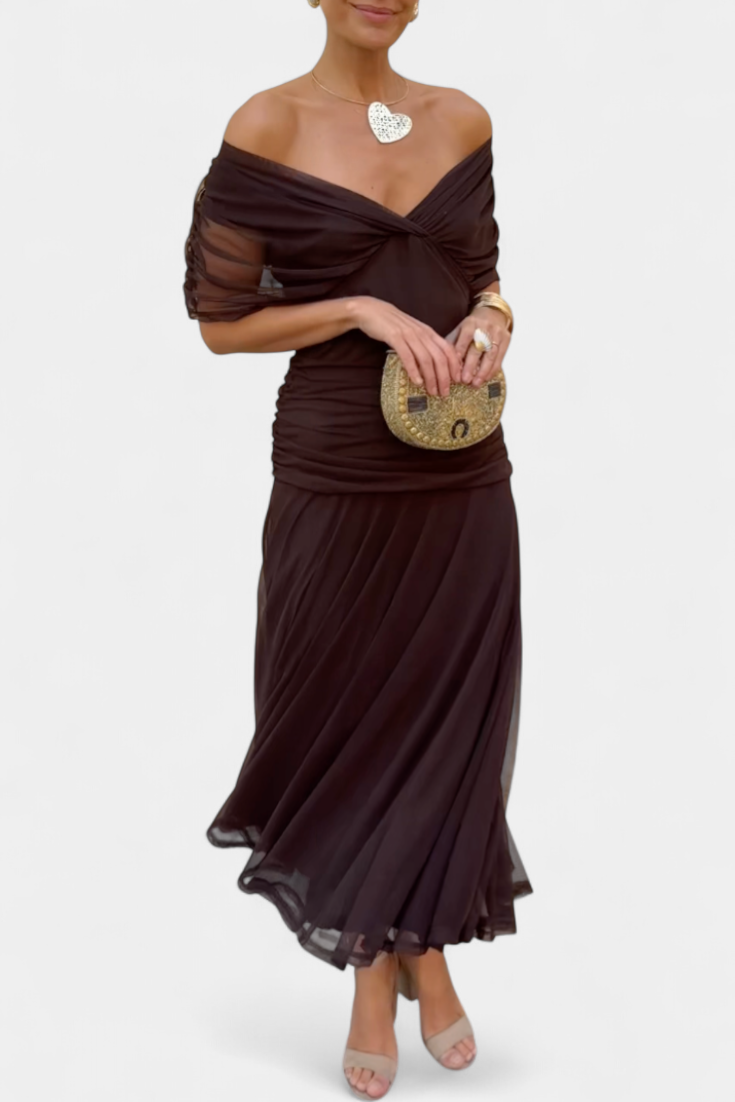Vestido largo floral de mujer para invitadas de boda con escote de hombros descubiertos y cintura fruncida