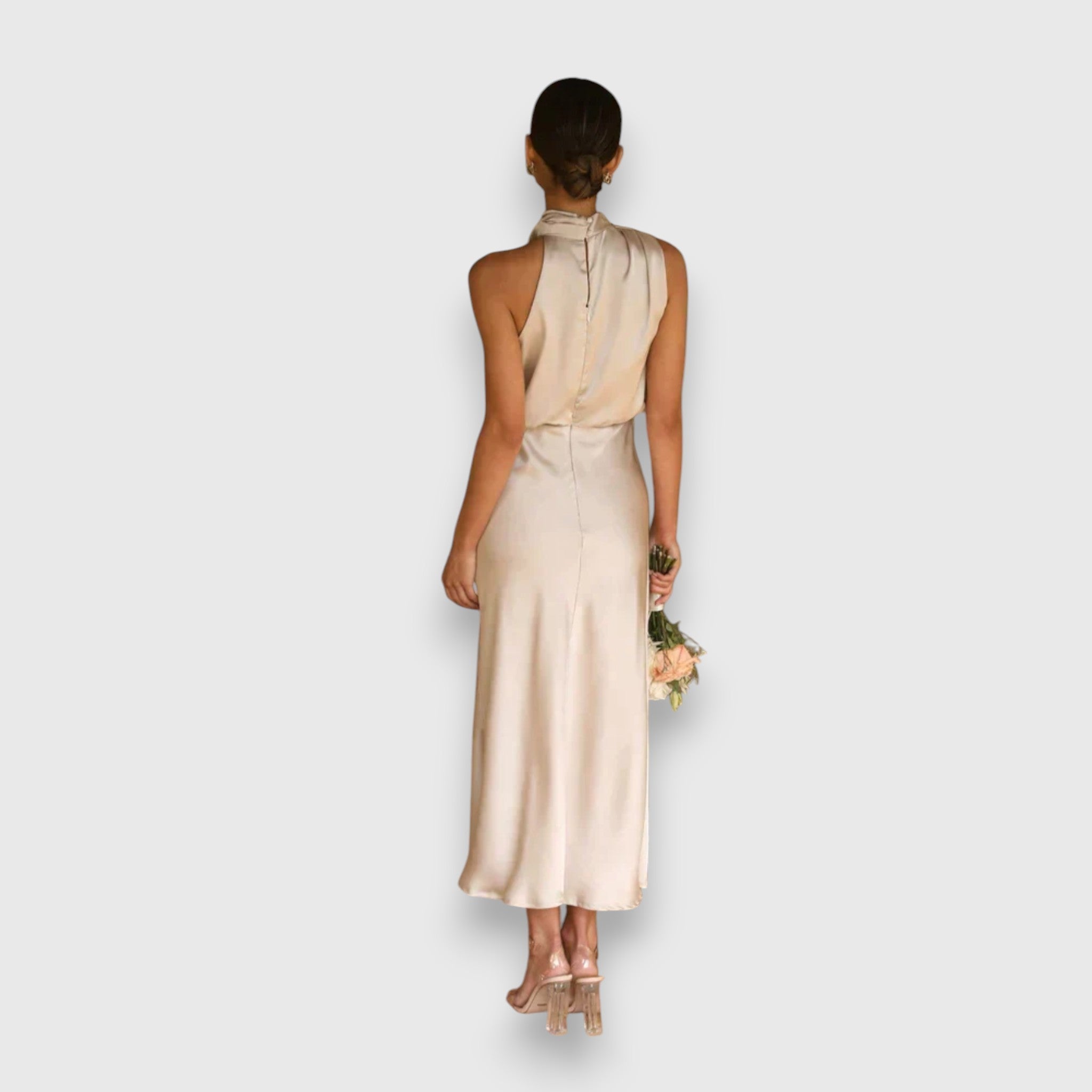 Daisy | Elegante Vestido de Satén con Cuello Halter