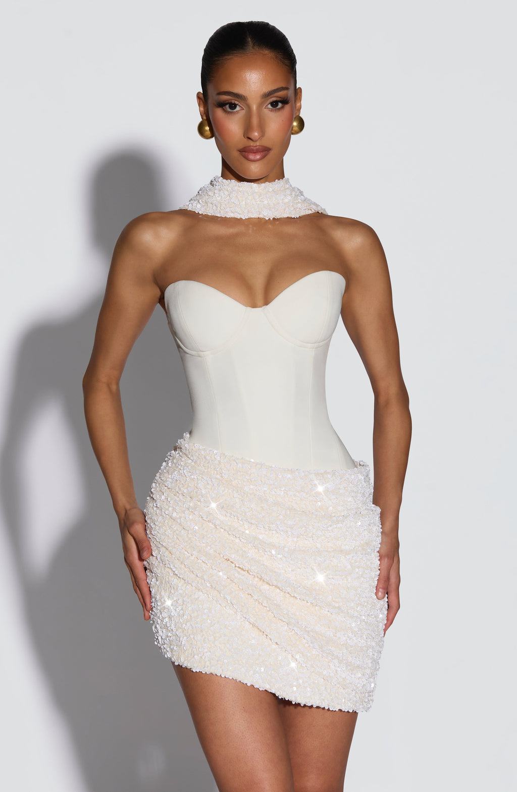 Vestido Mini Vivora Suknia