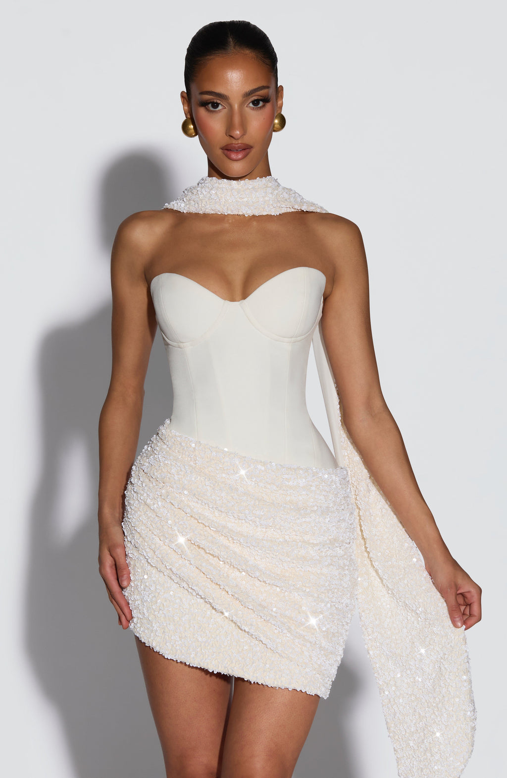 Vestido Mini Vivora Suknia