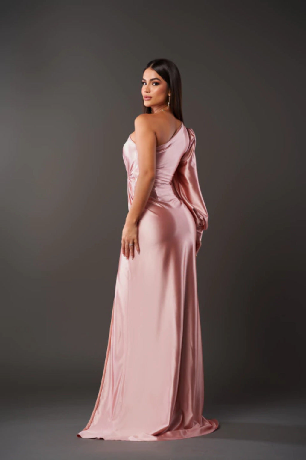 Isabelle - Vestido Elegante con Finesse