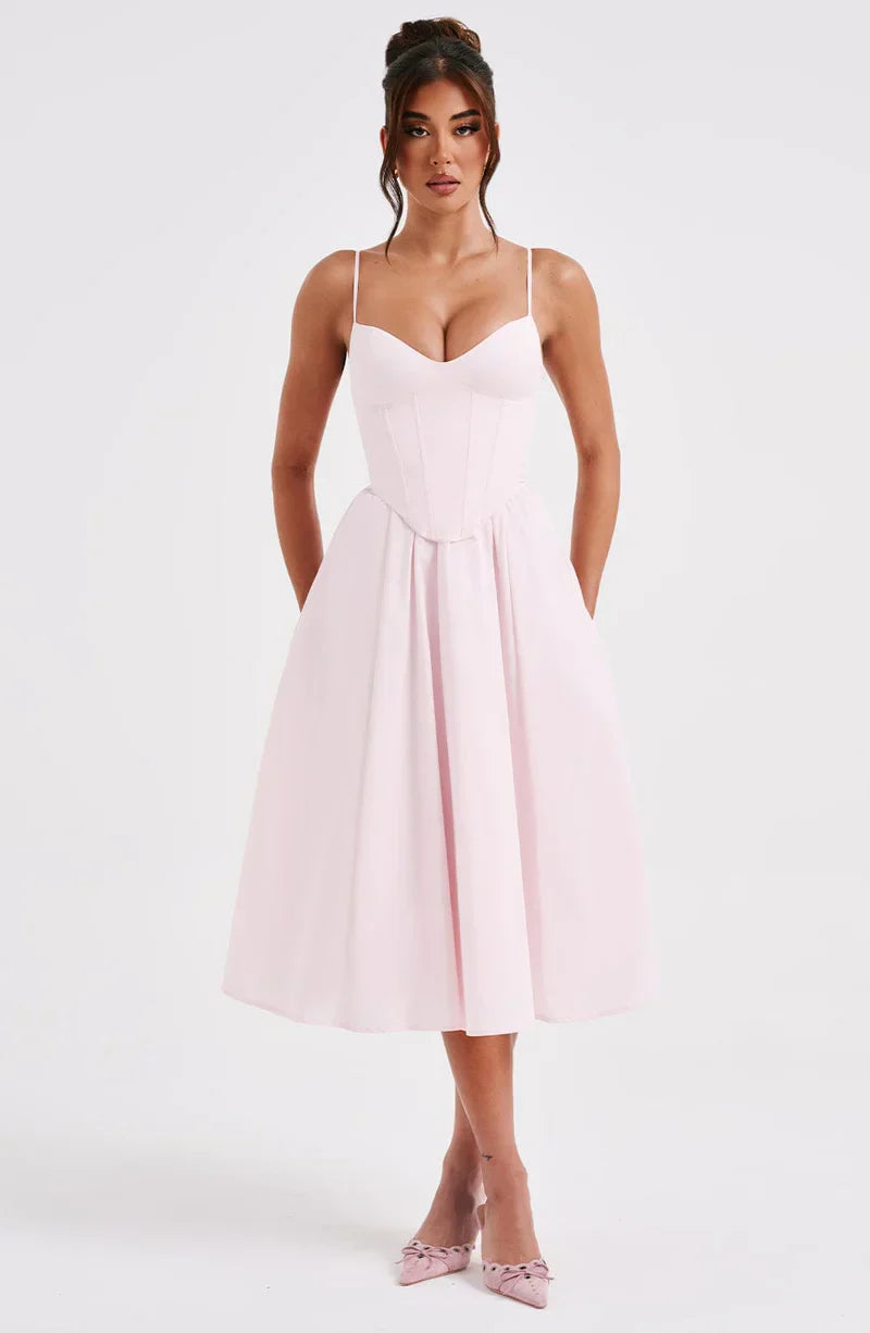 Maya | Vestido Midi Acampanado