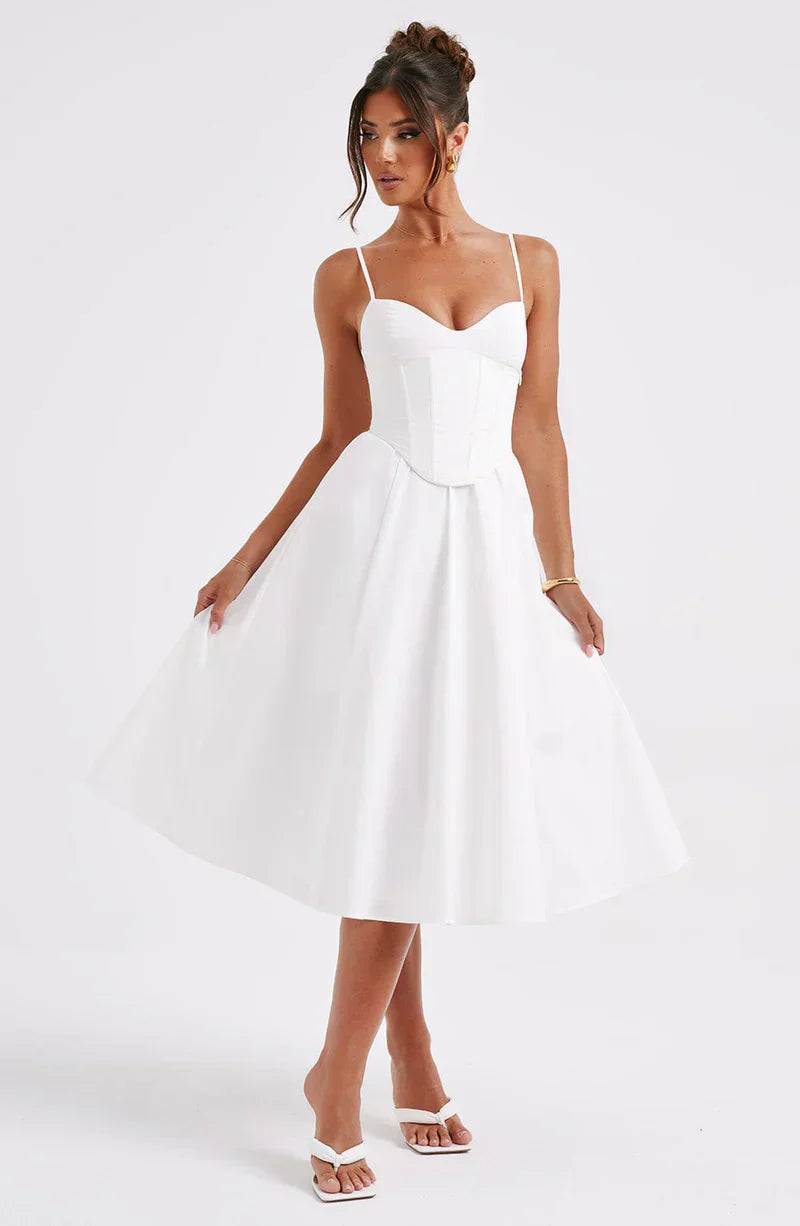 Maya | Vestido Midi Acampanado