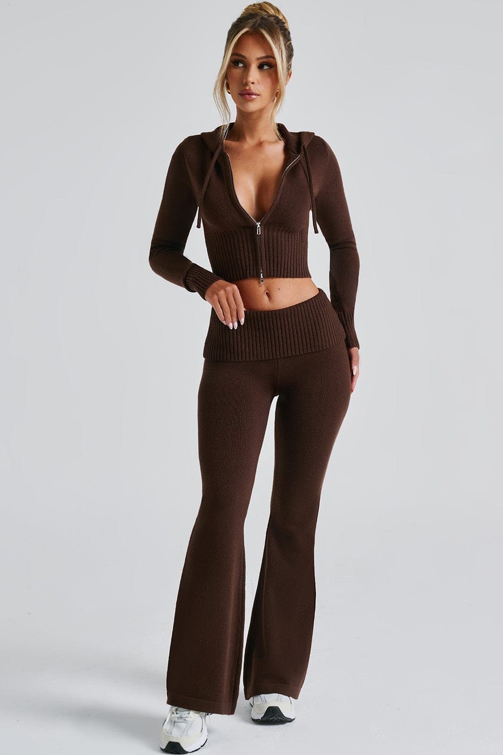 Amber Conjunto Lounge