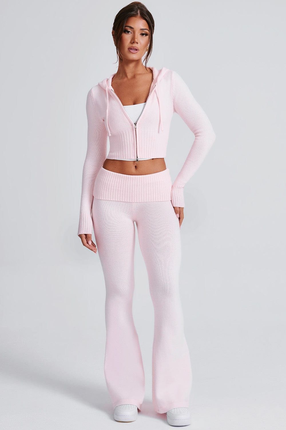 Amber Conjunto Lounge